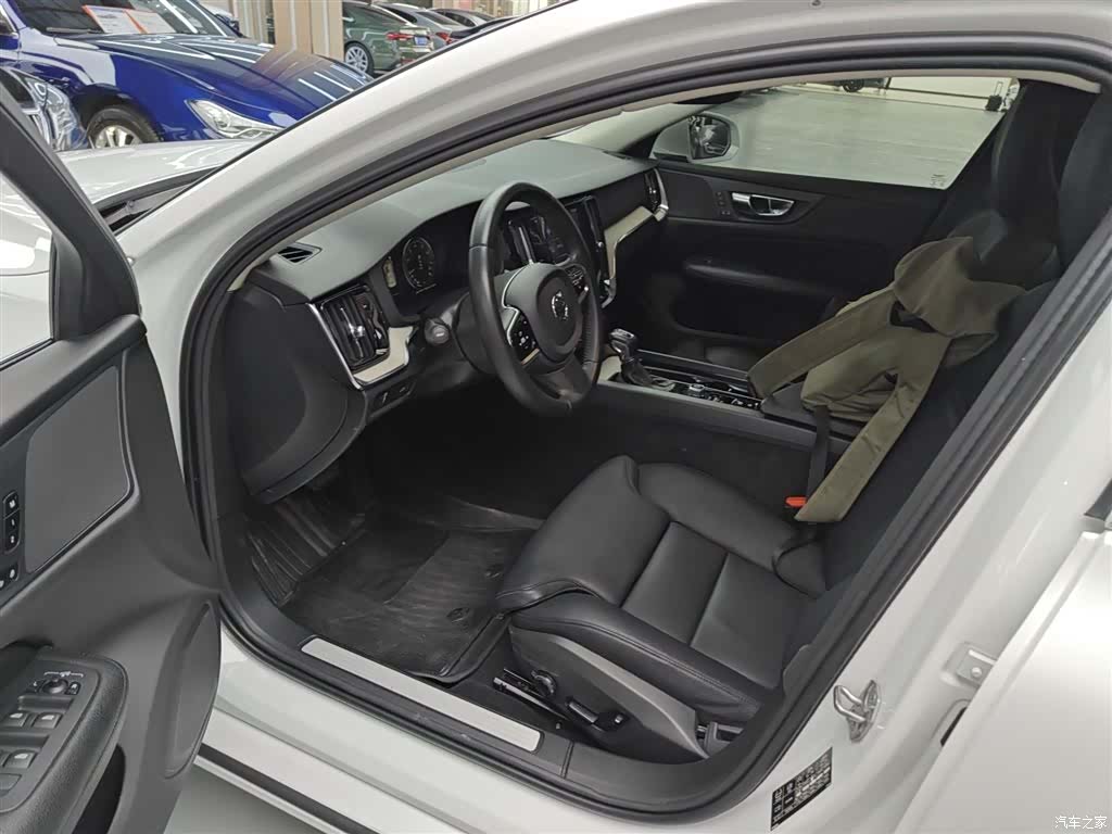 Volvo S60, 2020 15
