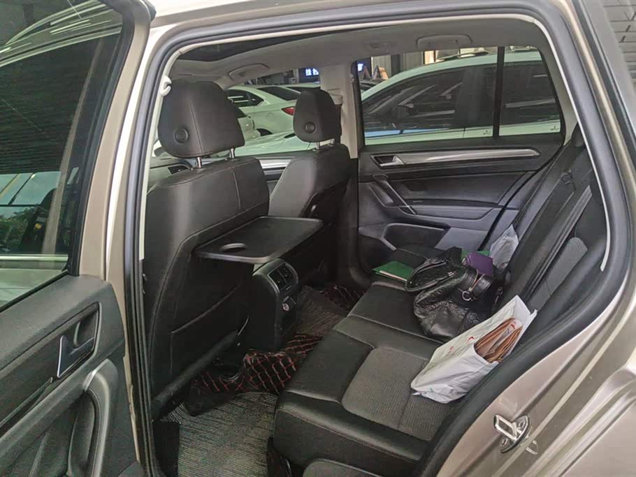 Volkswagen Golf*Jiayu