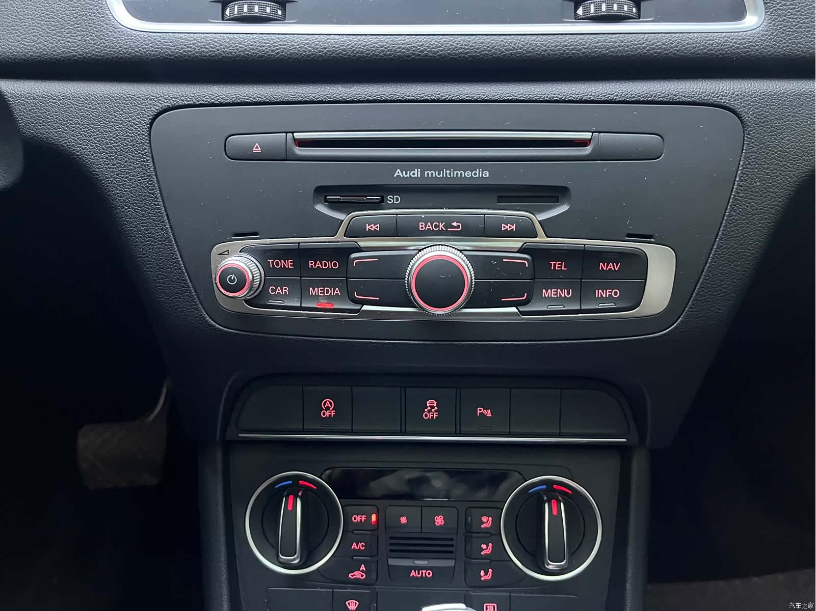 Audi Q3, 2019 8