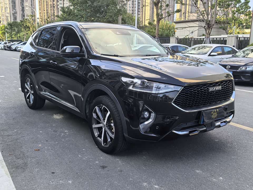 Haval F7