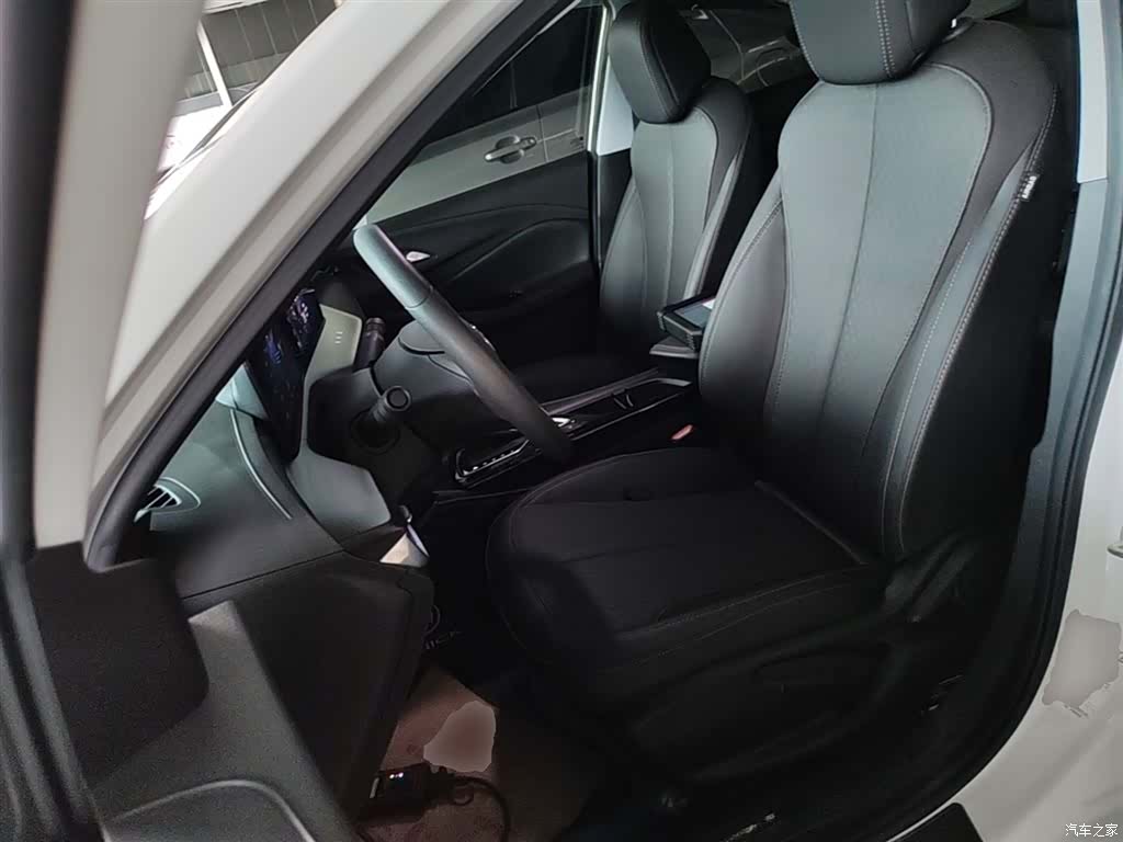 Buick Verano, 2023 15