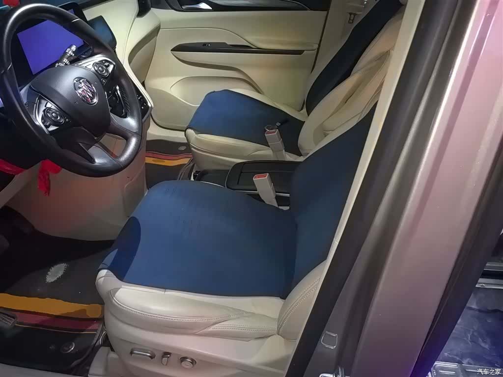 Buick GL8, 2023 7