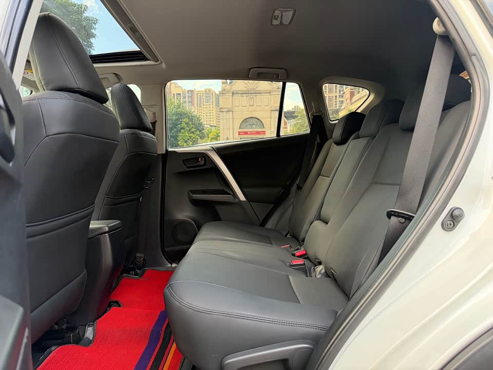 Toyota RAV4 Rongfang