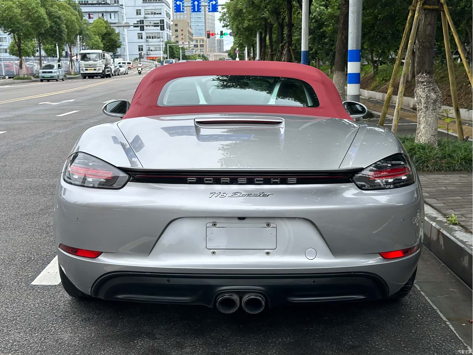 Porsche Boxster, 2018 все фото