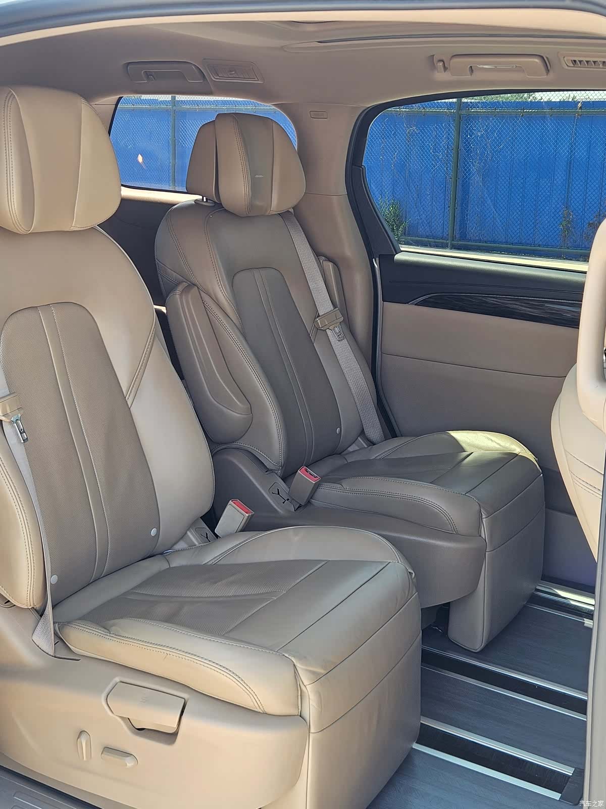 Buick GL8, 2019 13