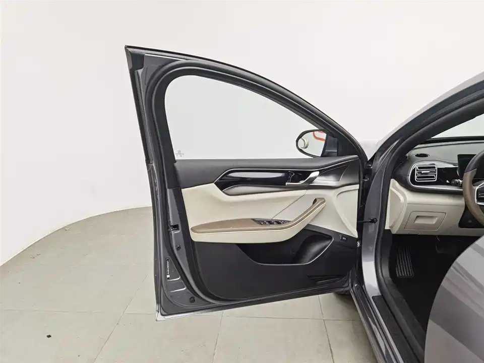 BYD Qin Yuan