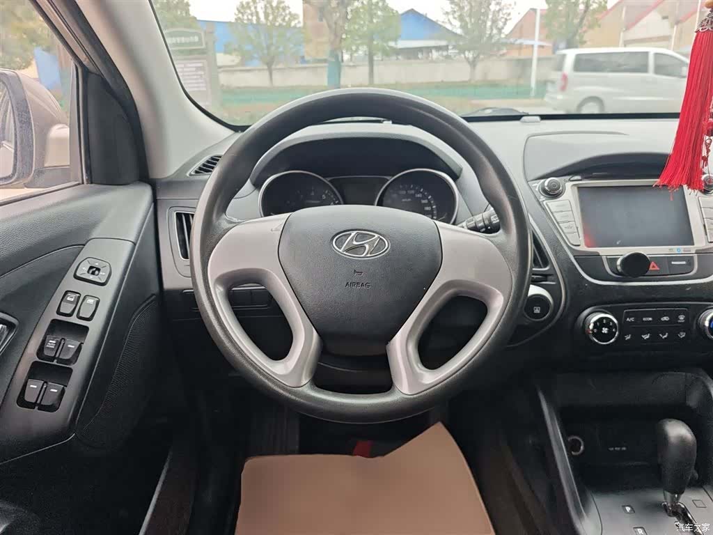 Hyundai ix35, 2016 11