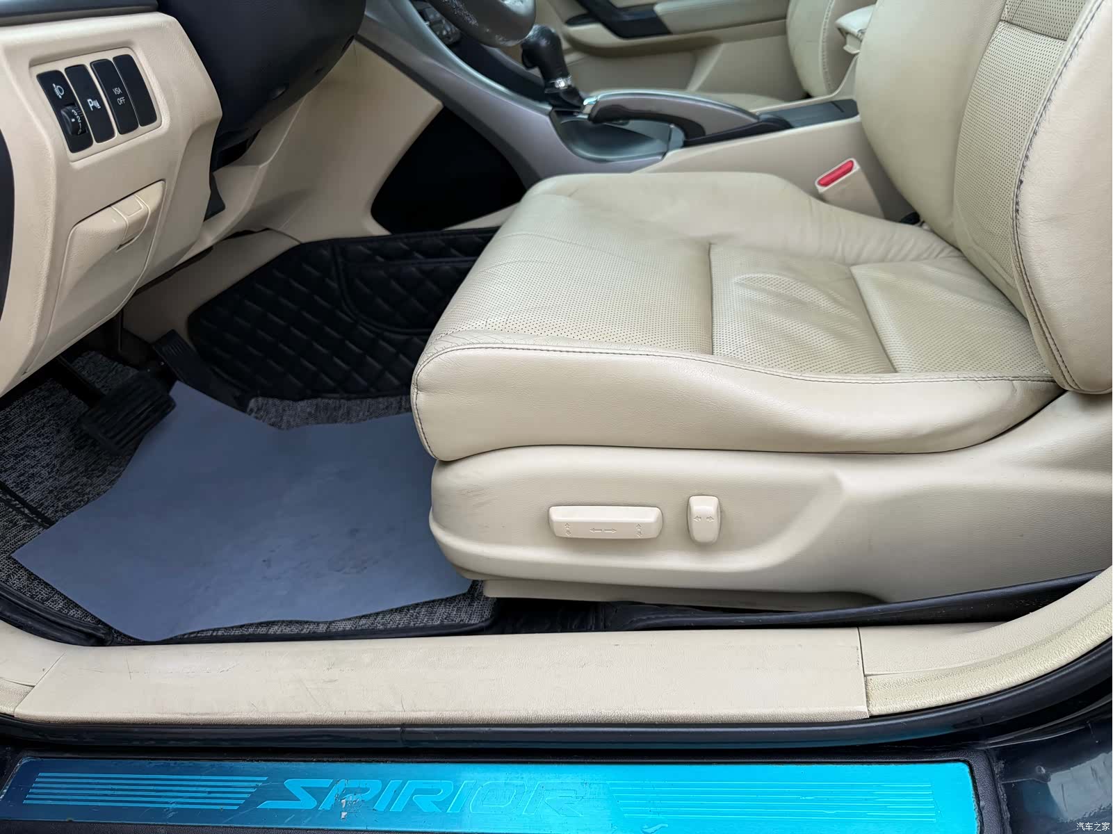 Honda Spirior, 2010 7