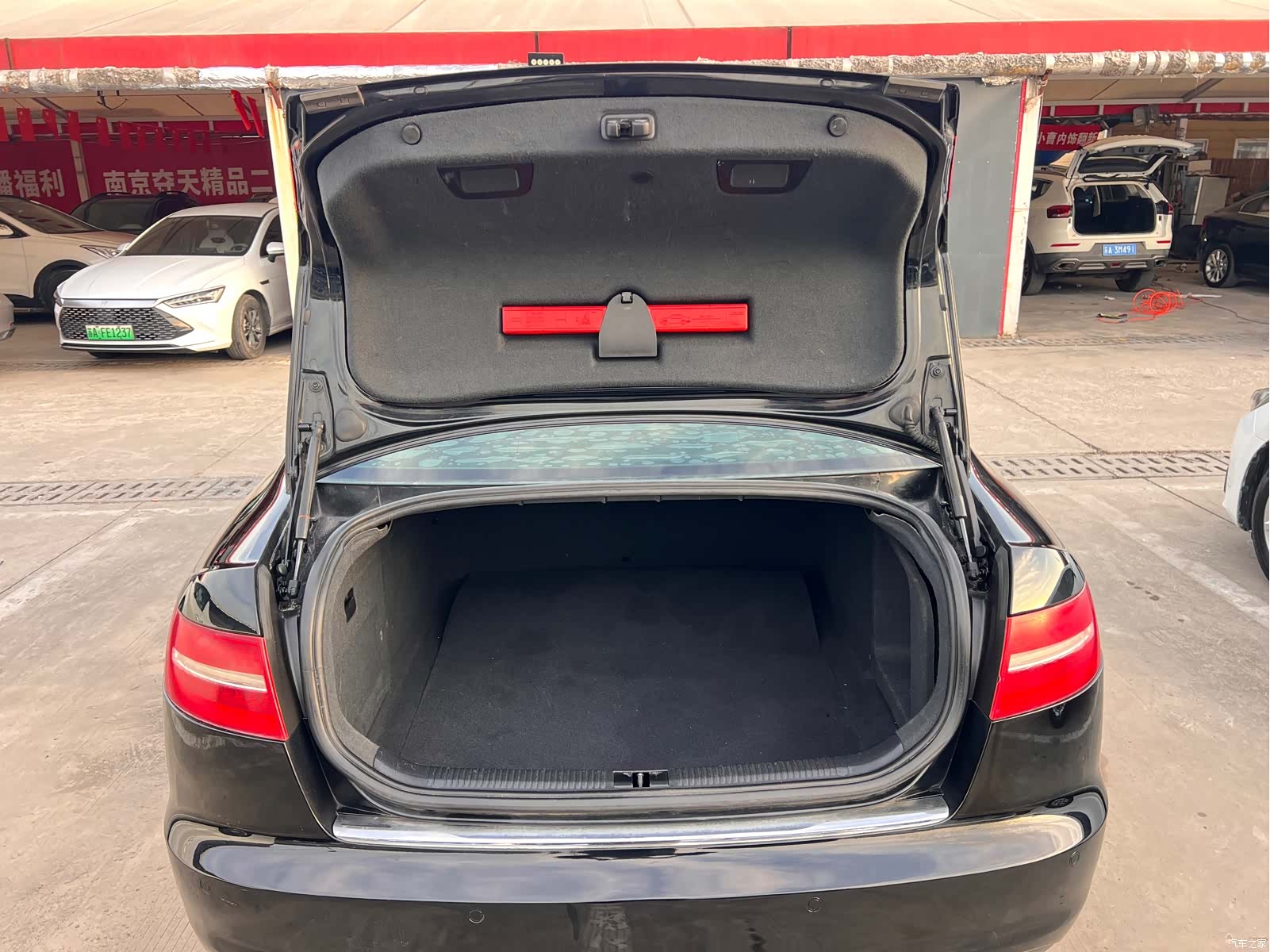 Audi A6L, 2012 23