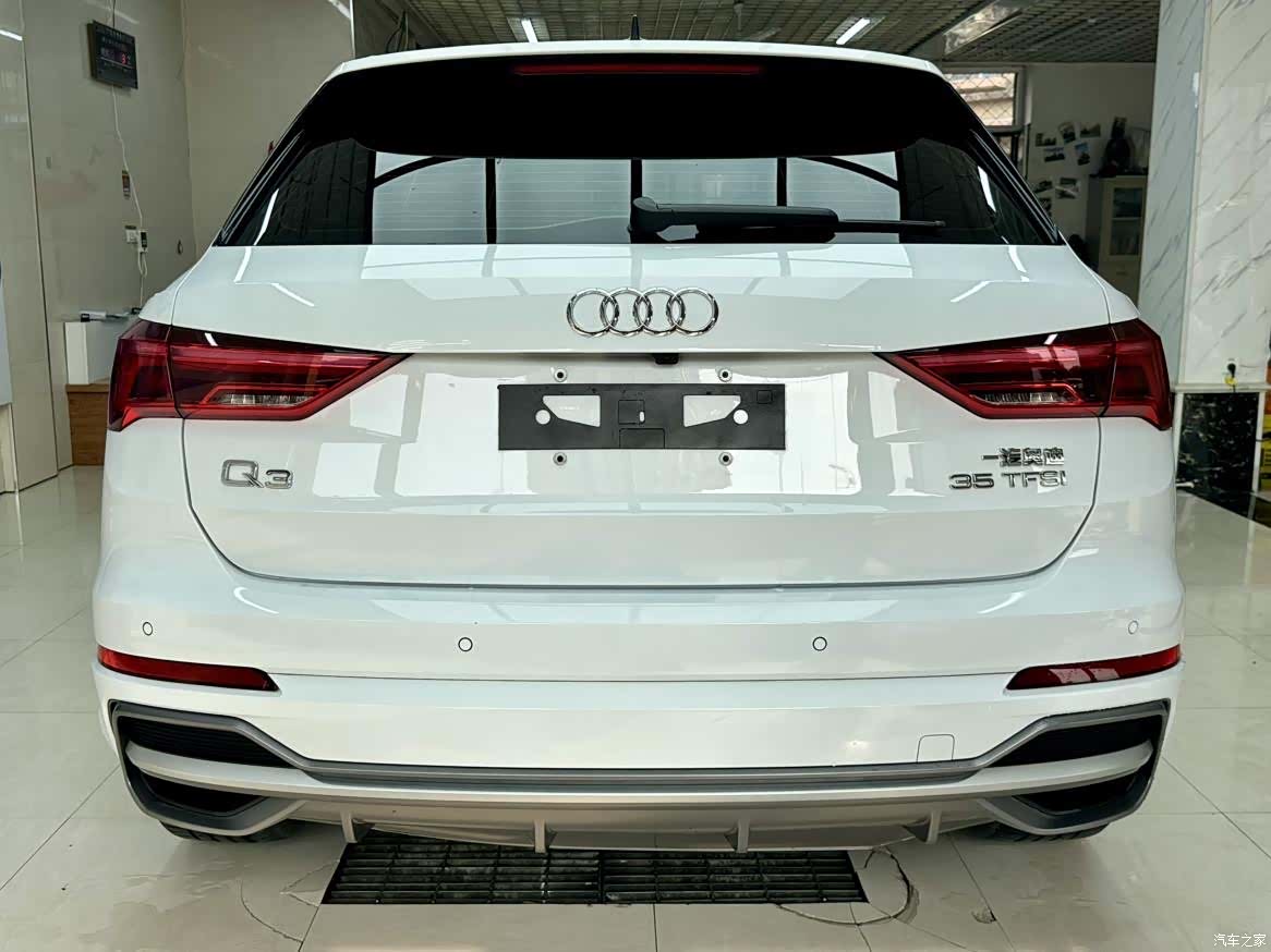 Audi Q3, 2023 все фото