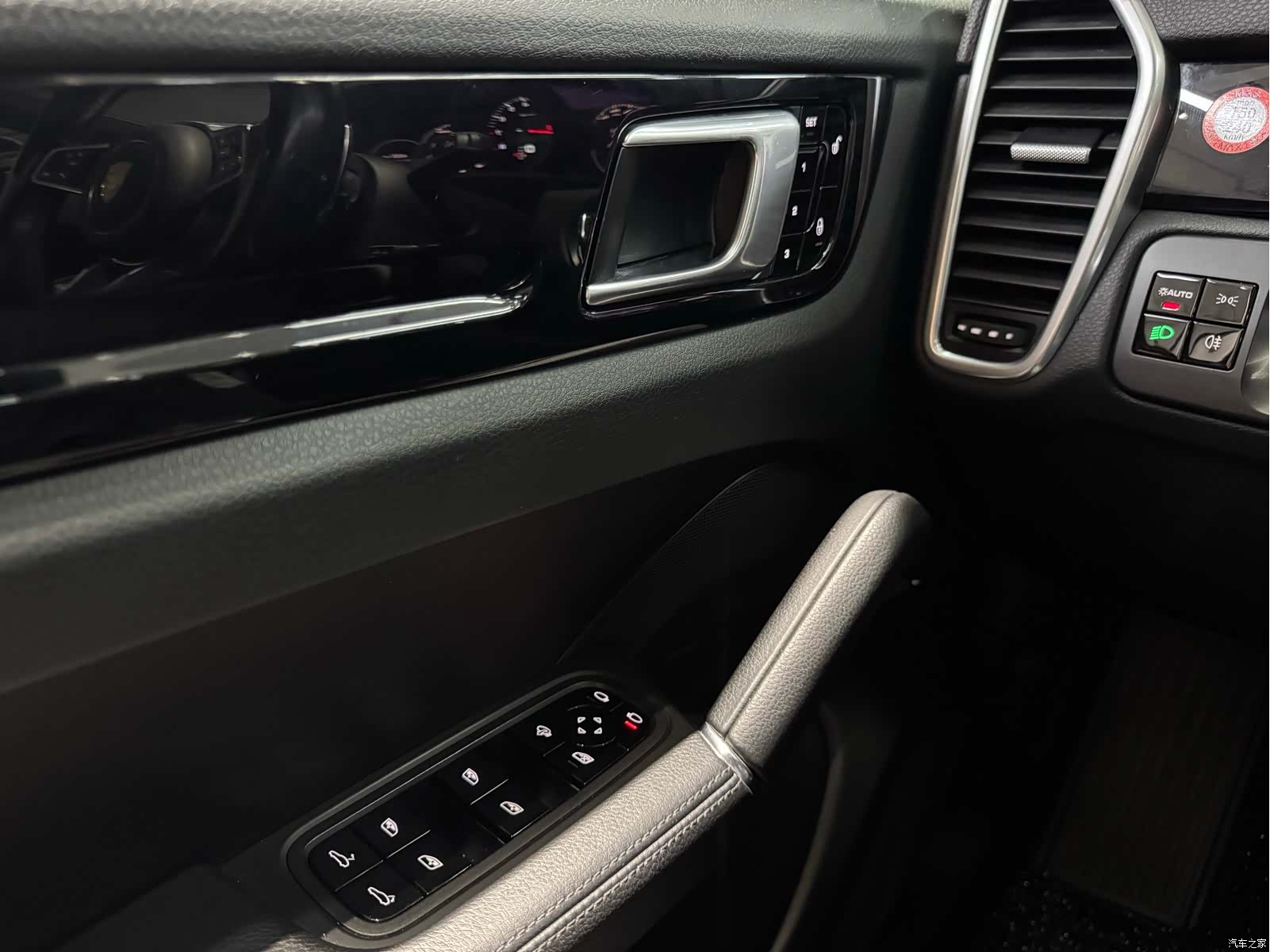 Porsche Cayenne, 2019 14