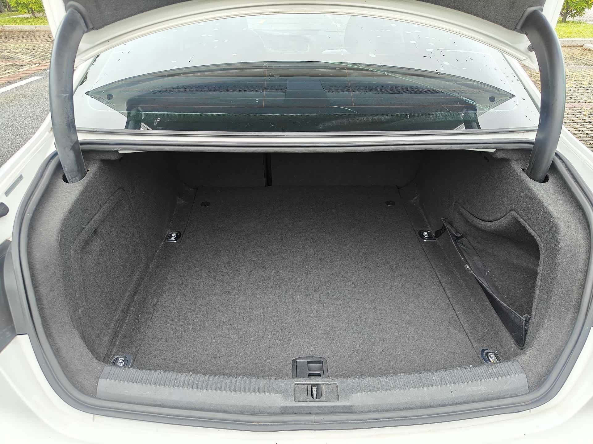 Audi A4L, 2016 10
