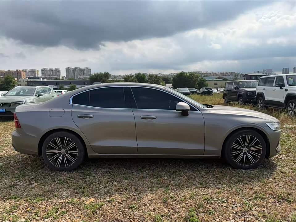 Volvo S60