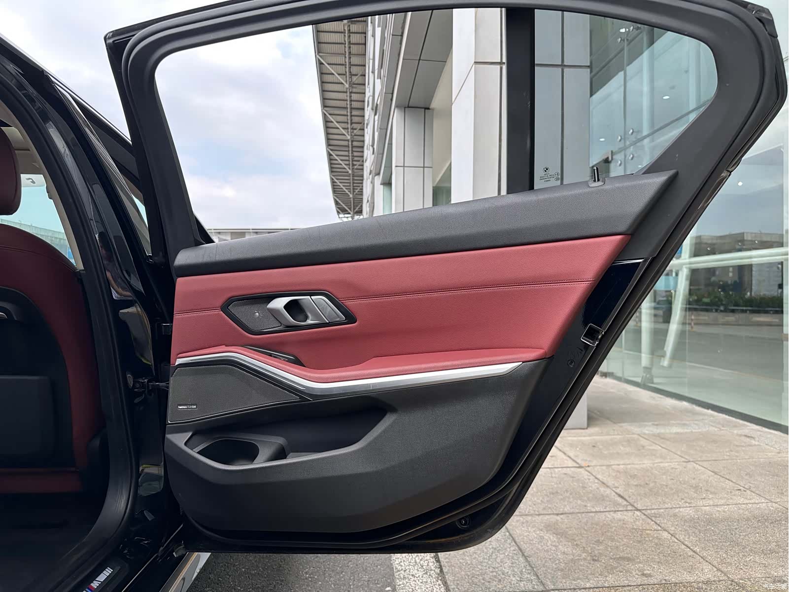 BMW 3 Series, 2021 25