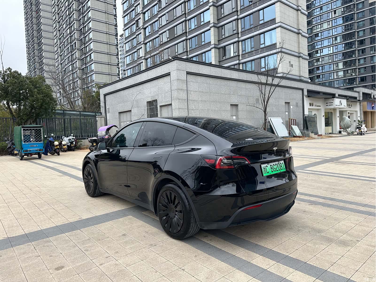 Tesla Model Y, 2023 8