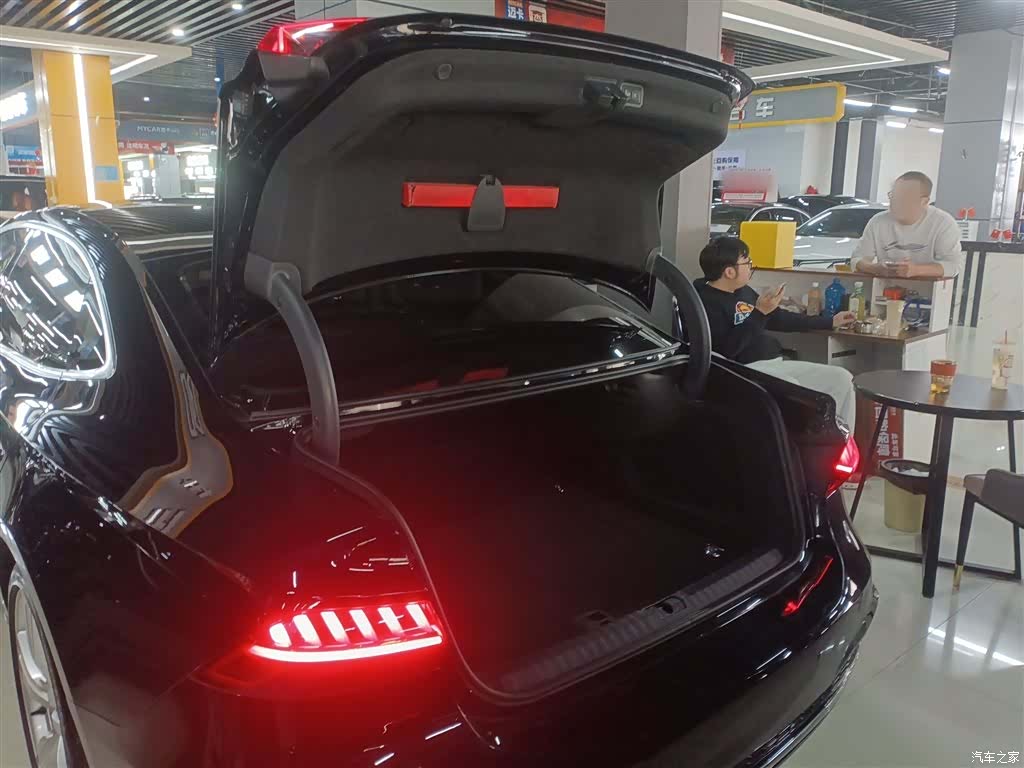 Audi A7L, 2023 19