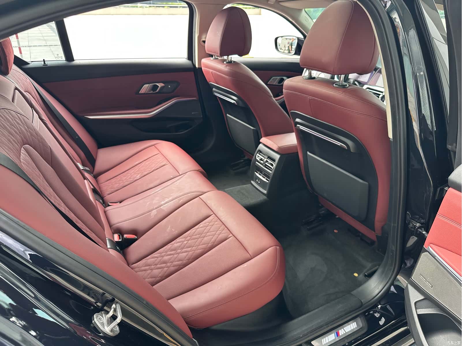 BMW 3 Series, 2021 23