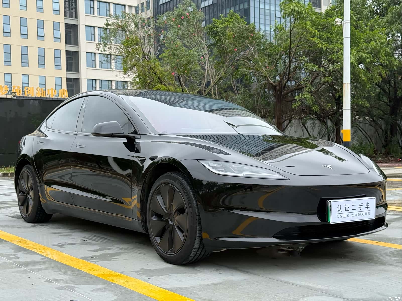 Tesla Model 3, 2024 3
