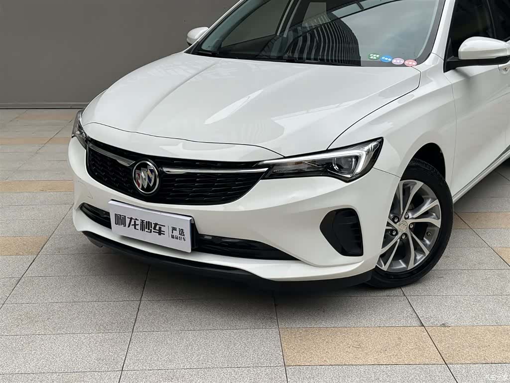 Buick Verano, 2025 3