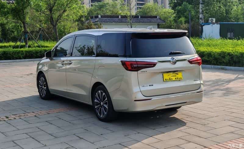 Buick GL8, 2022 6