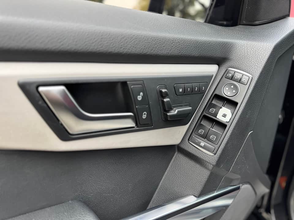 Mercedes-Benz GLK class