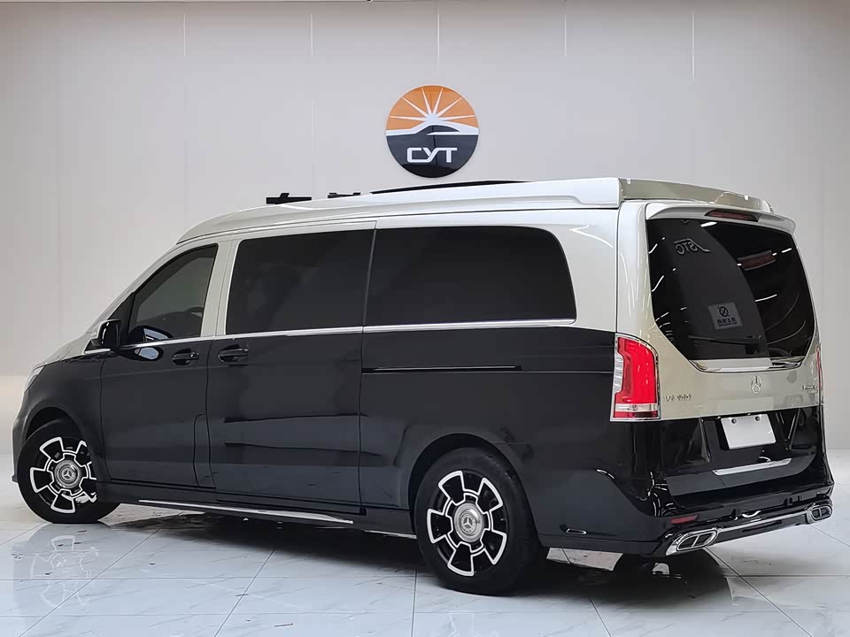 Mercedes-Benz V-class