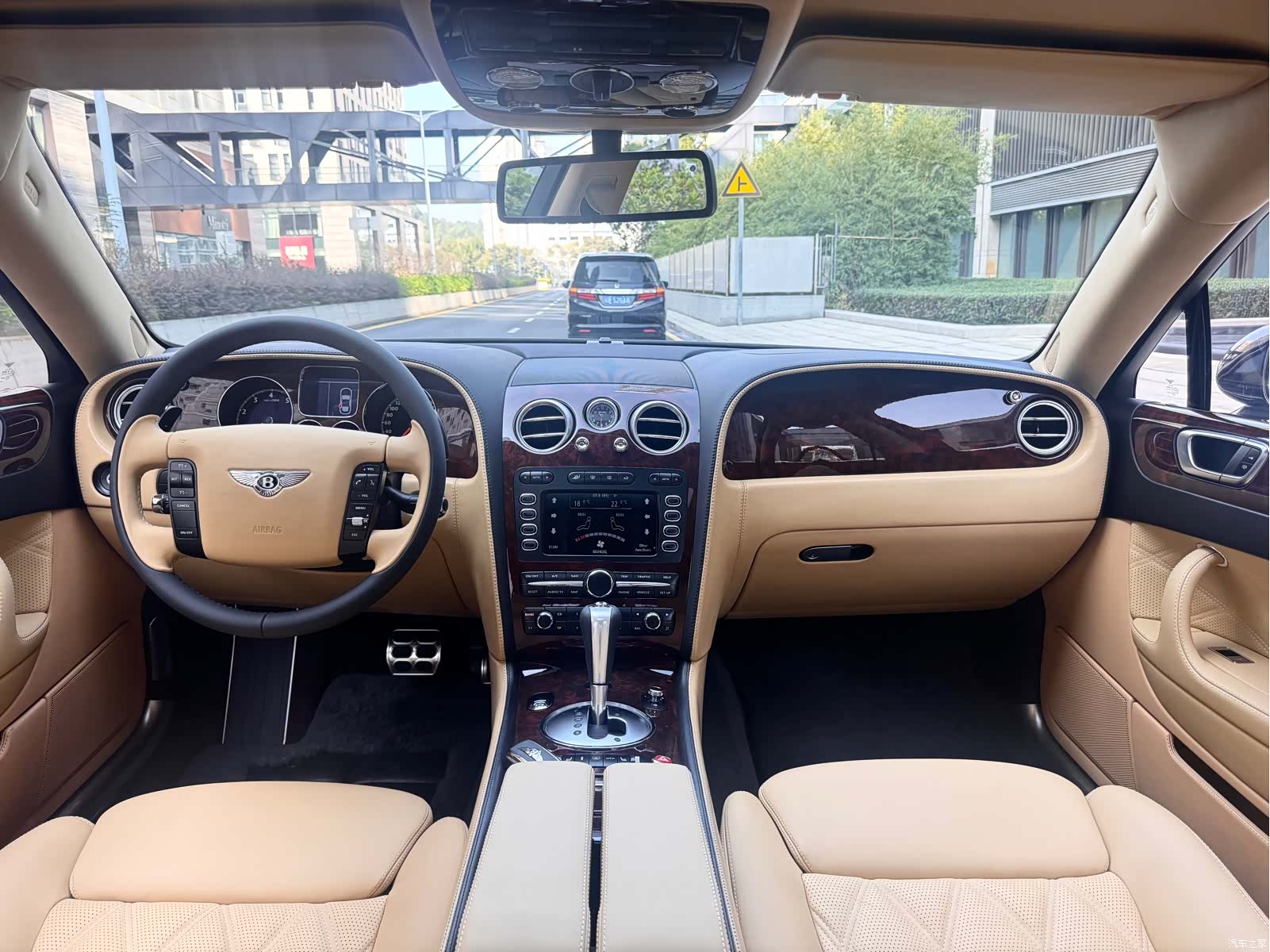 Bentley Flying Spur, 2007 8