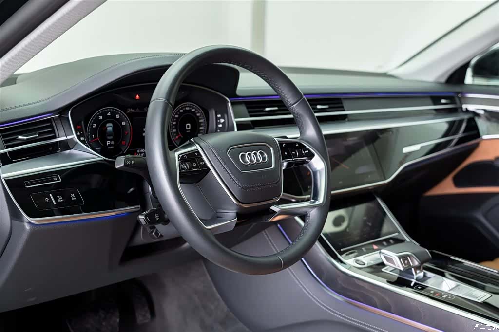 Audi A8L, 2025 20