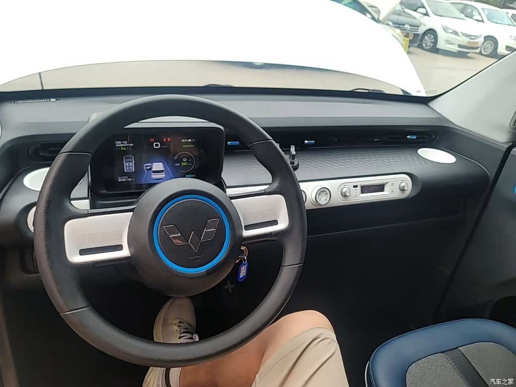 Wuling MINIEV, 2022 10
