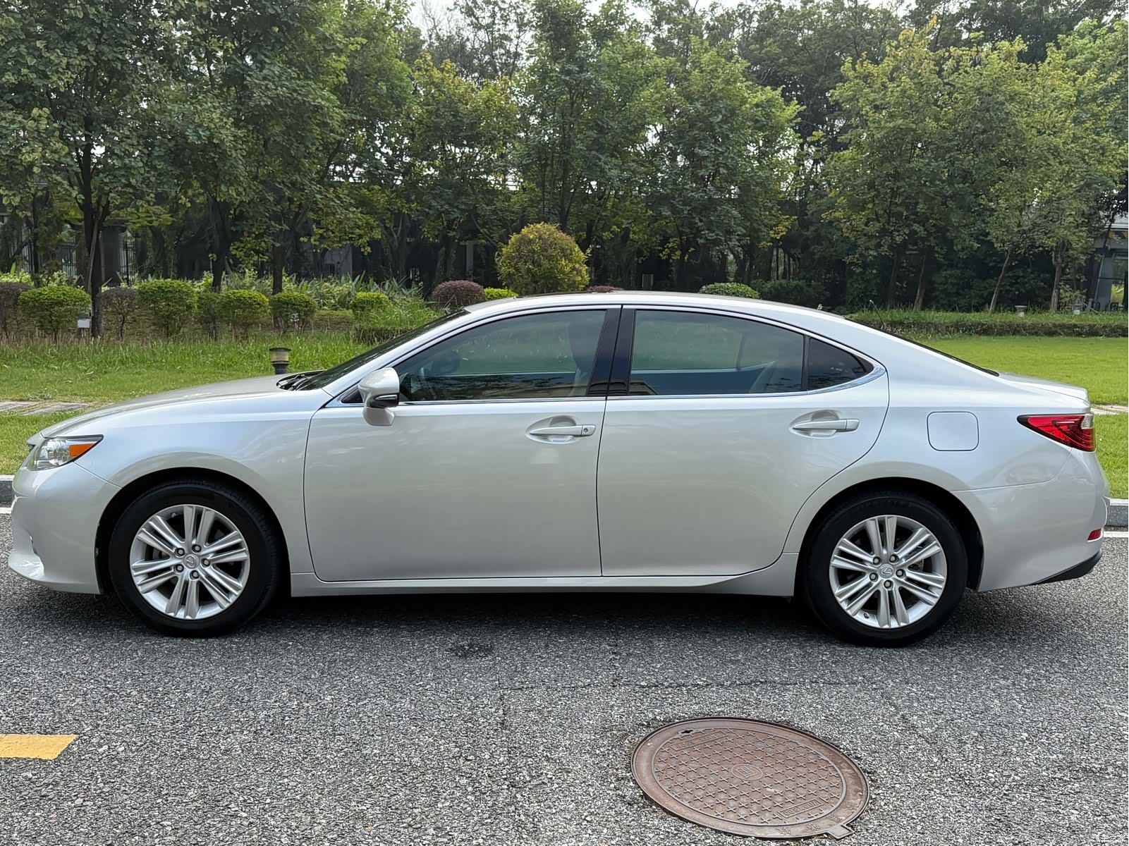 Lexus ES, 2014 12