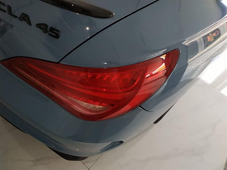 Mercedes-Benz CLA AMG