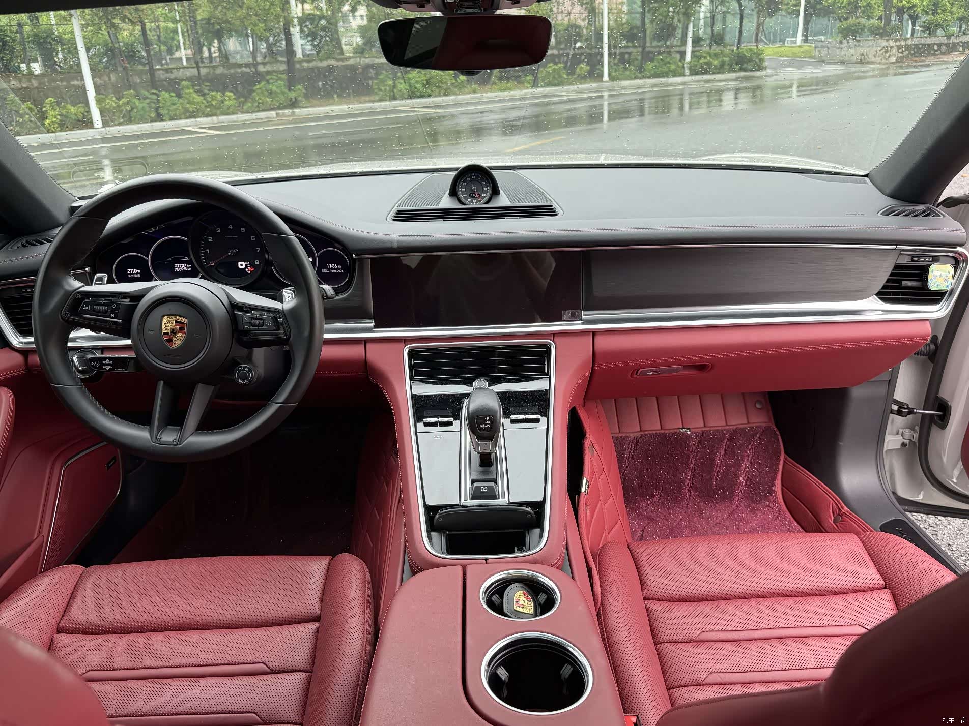 Porsche Panamera, 2024 10