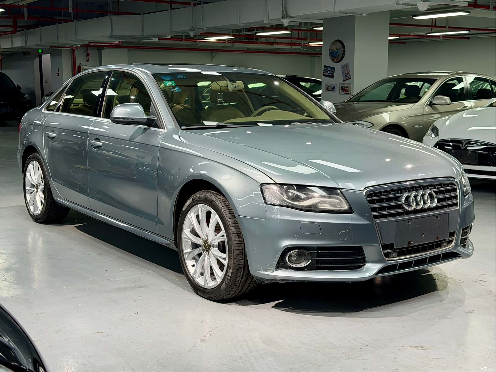 Audi A4L, 2010 3