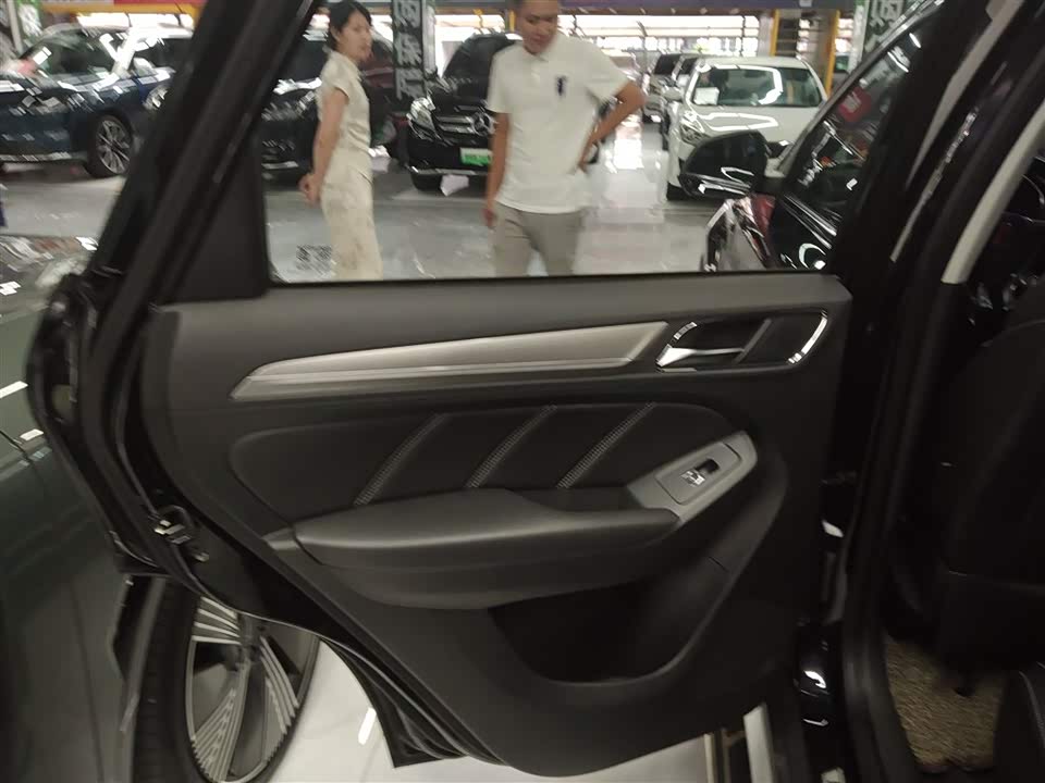 Roewe RX5 New energy