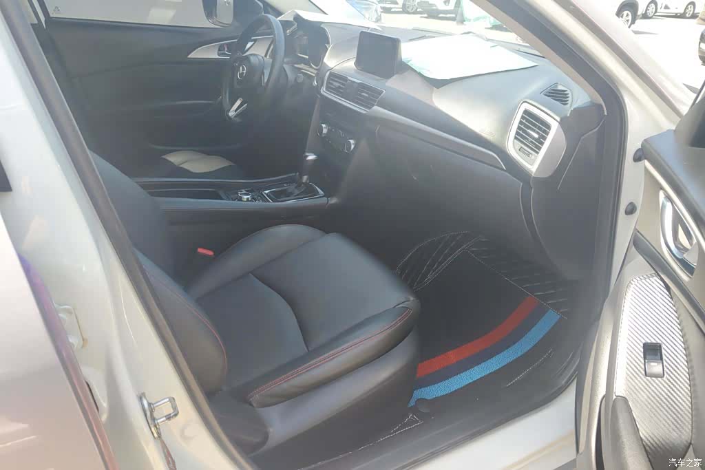 Mazda Mazda3, 2018 8