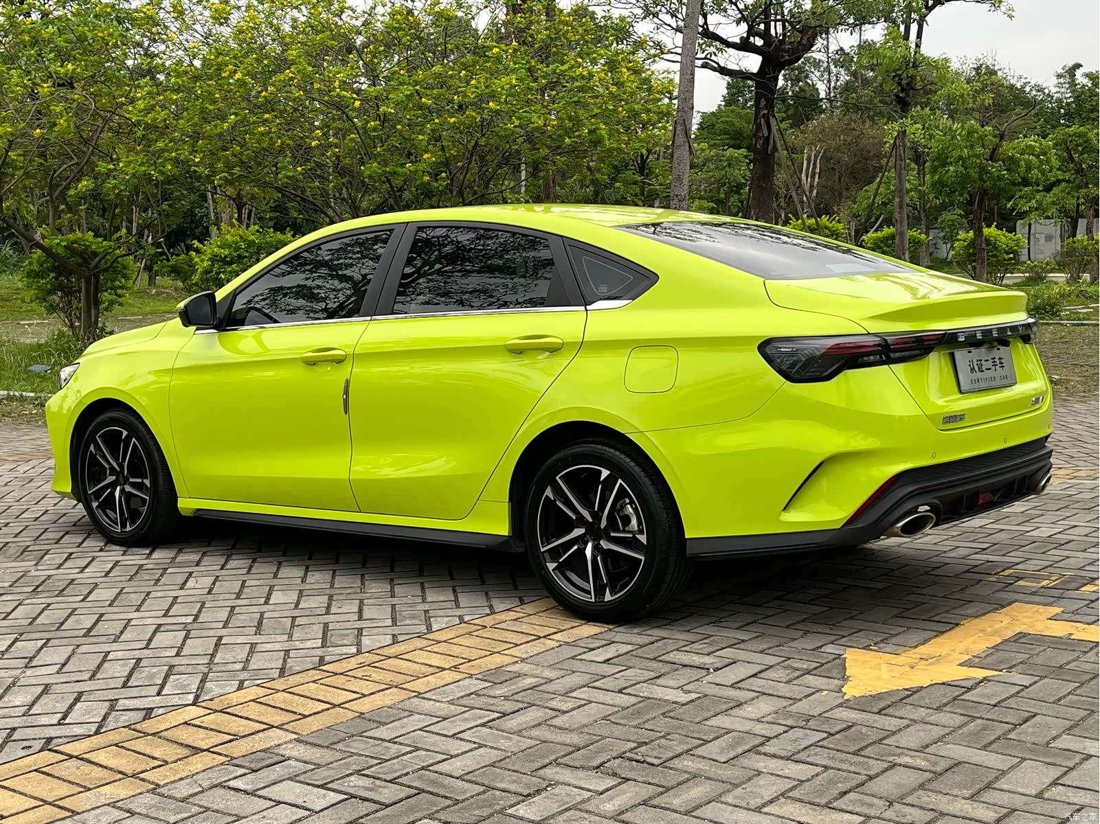 Geely Binray, 2022 4