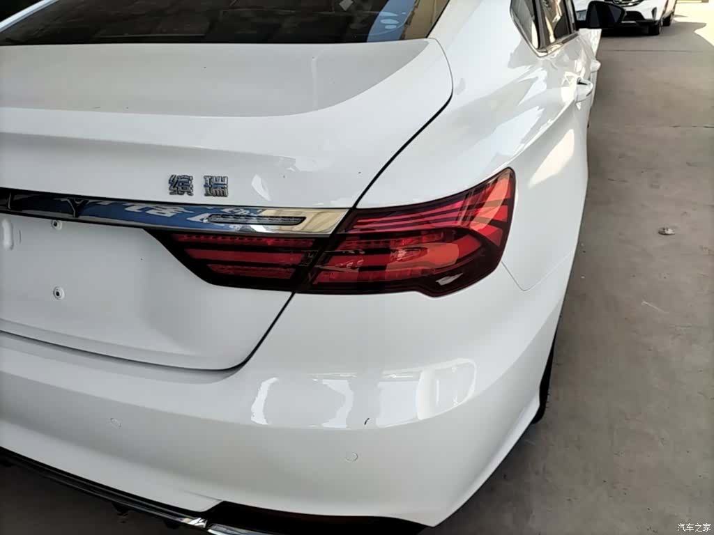 Geely Binray, 2019 8