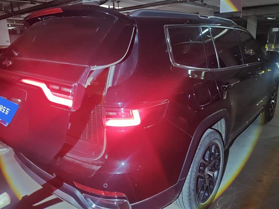 Jeep Grand Commander