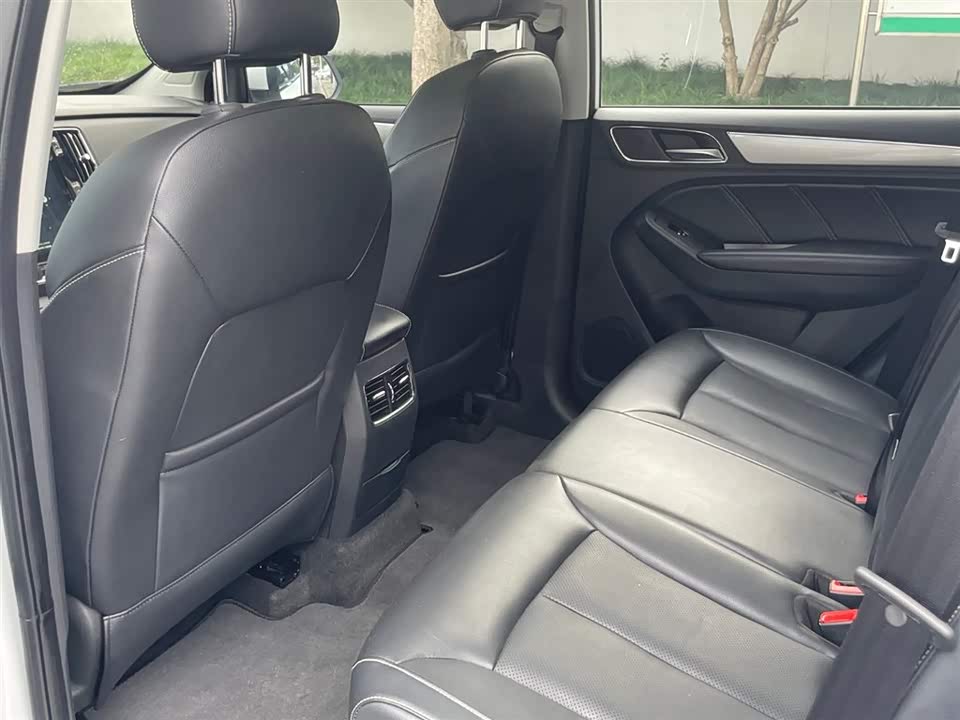 Roewe RX5 Roewe RX5