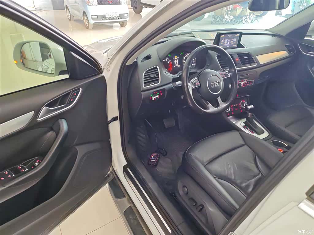 Audi Q3, 2014 16