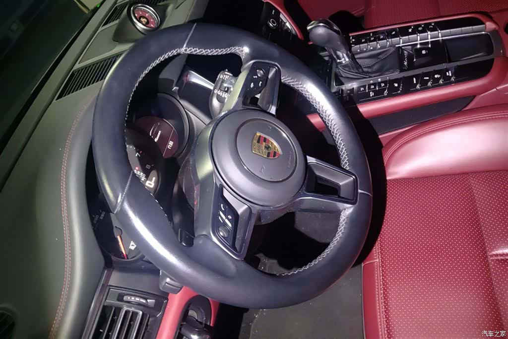 Porsche Macan, 2022 14