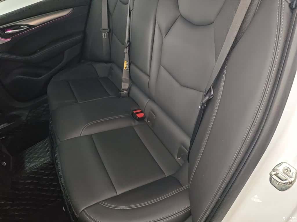 Cadillac CT5, 2023 17