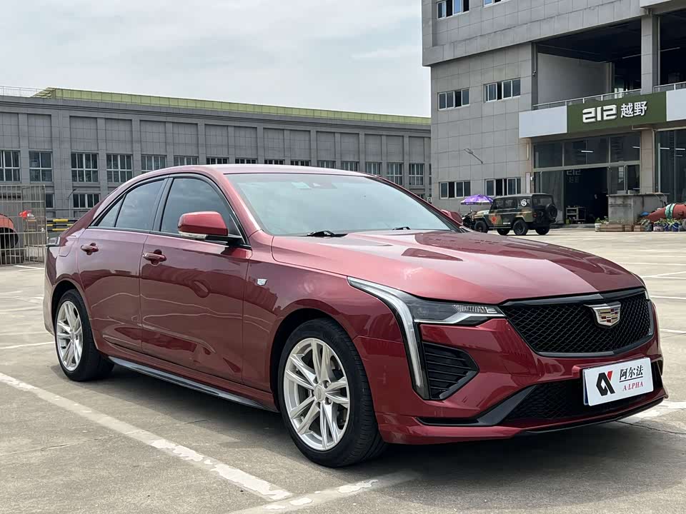 Cadillac CT4