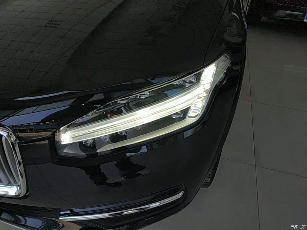 Volvo XC90, 2019 24