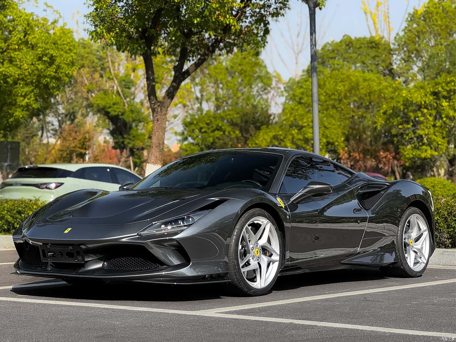 Ferrari F8, 2021 25