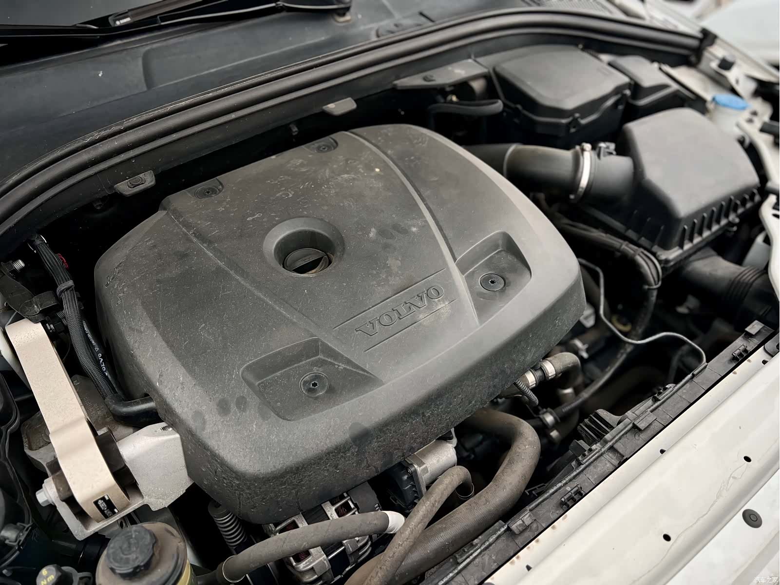 Volvo XC60, 2017 37