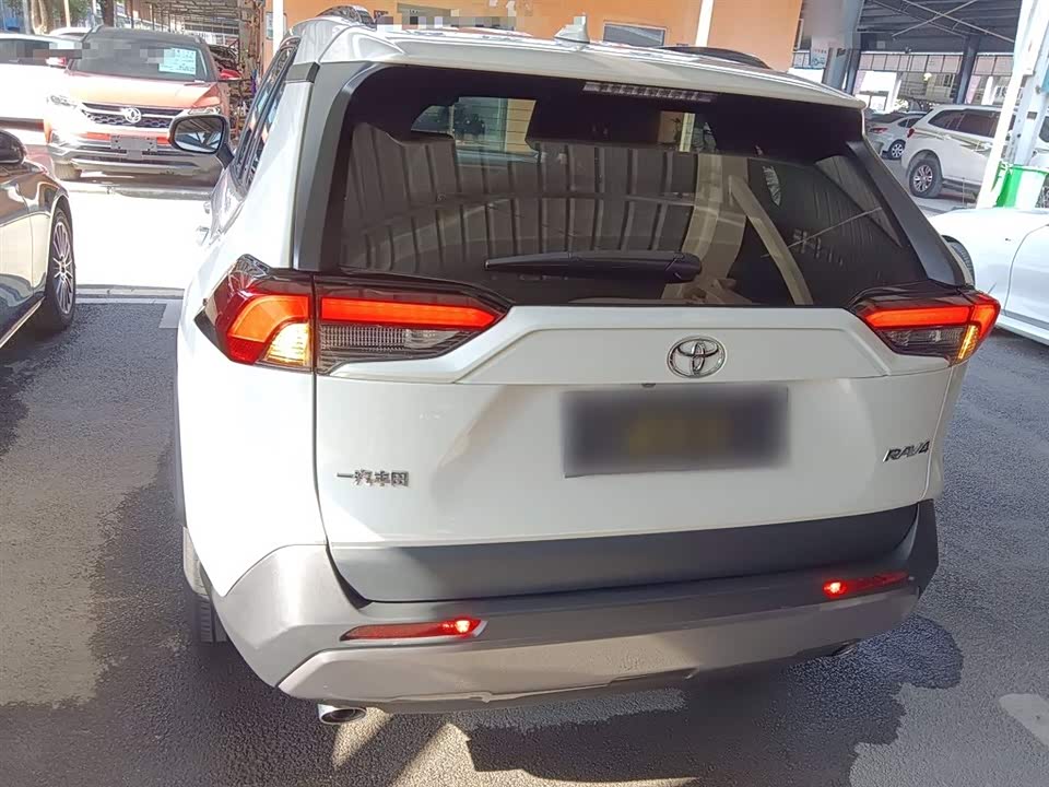 Toyota RAV4 Rongfang