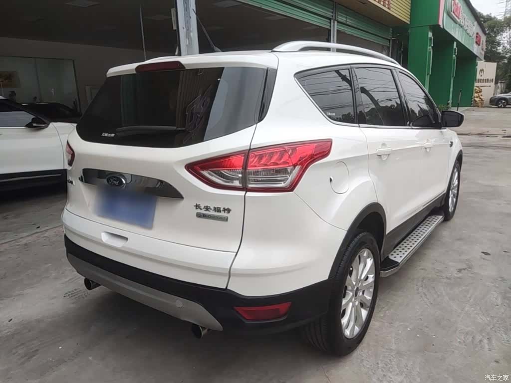 Ford Kuga, 2015 7