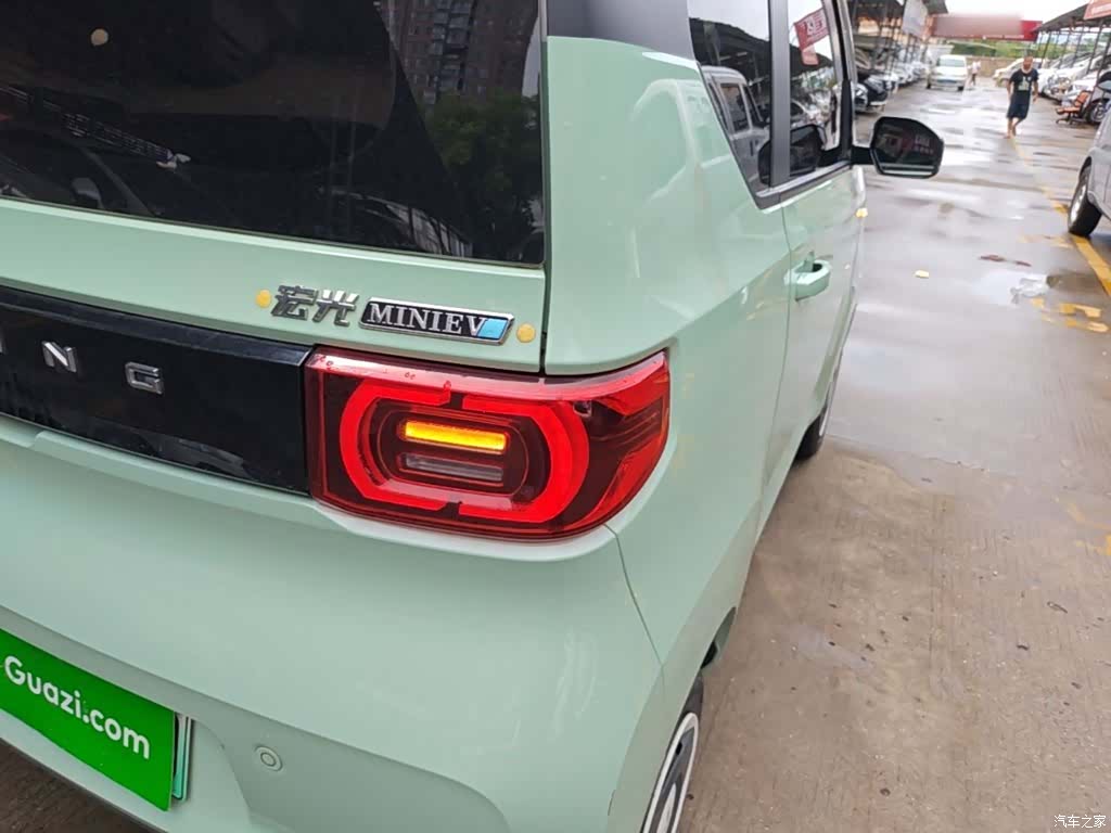 Wuling MINIEV, 2021 8