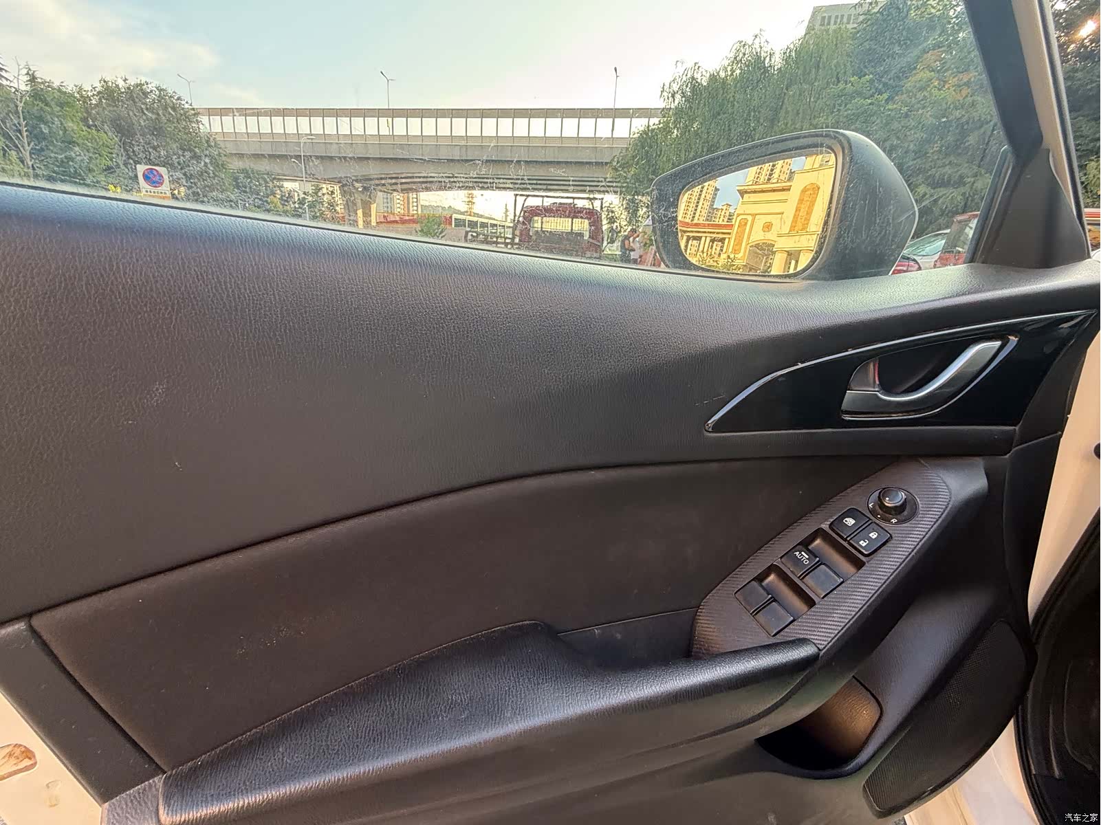 Mazda Mazda3, 2016 4